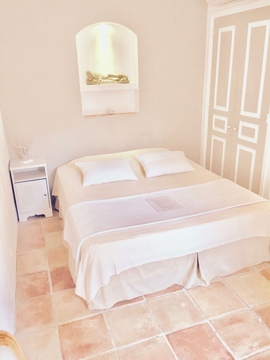 Bedroom 3, Le Mas d'Olivier, Var