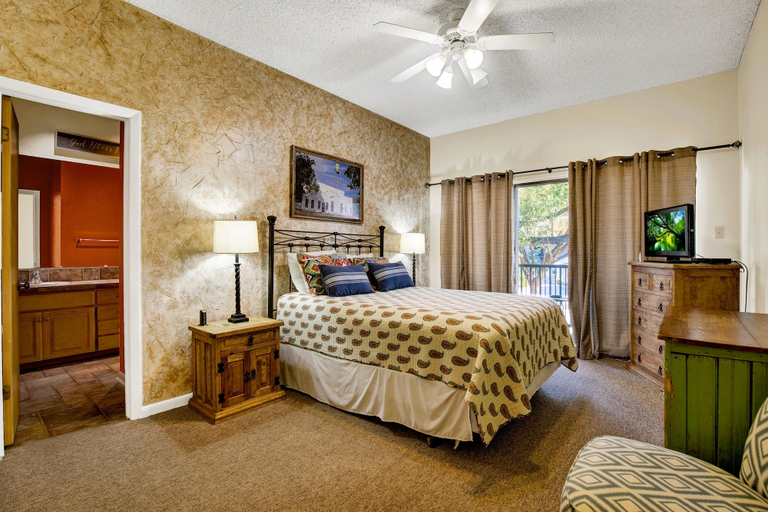 Bedroom 3, River Condo Next to Schlitterbahn Water Park!, Comal
