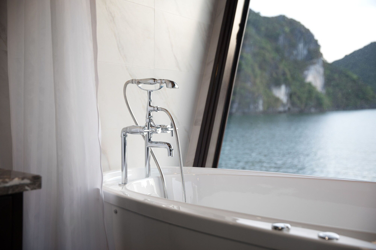 Bathroom 4, V'Spirit Cruises, Hạ Long