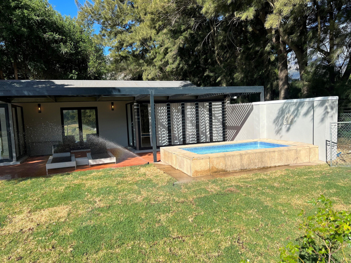 Exterior & Views 2, Franschhoek Cottages, Cape Winelands