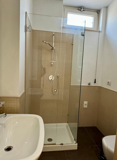 Bathroom 5, Il Ruggi, Salerno