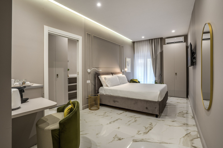 Bedroom 3, THE OASIS, Napoli