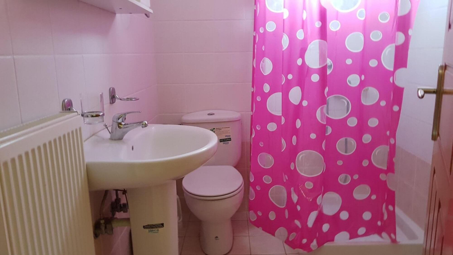 Bathroom 5, Irene s Studio in Chania, Crete