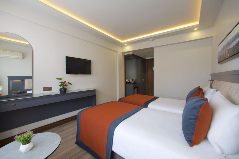 Bedroom 5, Eyfel Hotel, Fatih