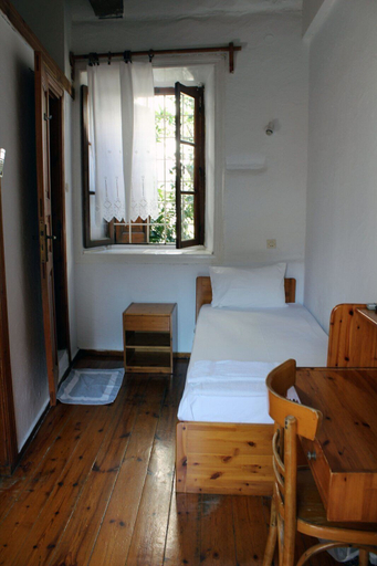 Bedroom 2, Sotos Pension, Thessaly
