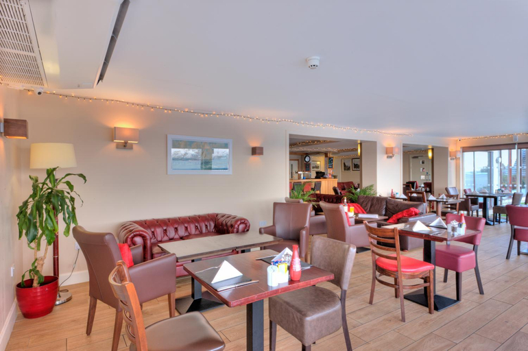 Food & Drinks 4, Hollytree Hotel and Swimming Pool, Highland