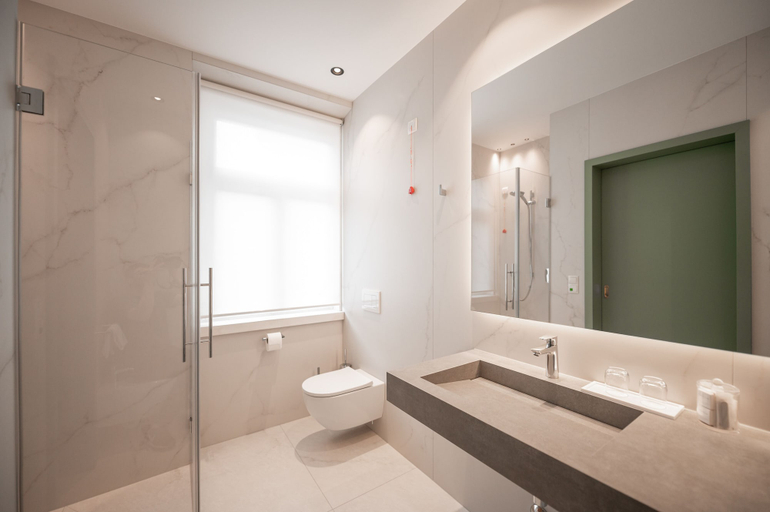 Bathroom 5, Hotel Europa Splendid, Bolzano