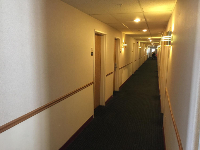 Public Area 3, Economy Inn, Juab