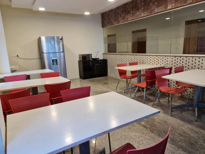 Food & Drinks 3, Vijay Shree Inn, Vellore