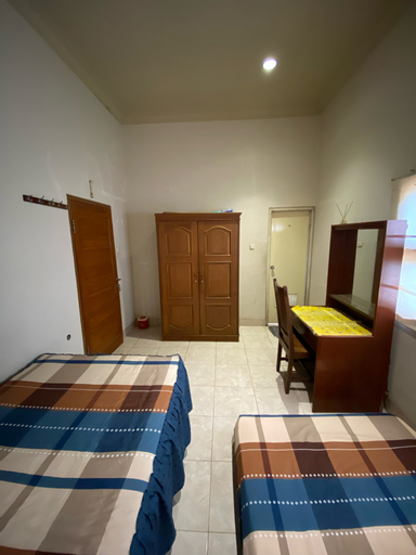 Bedroom 8