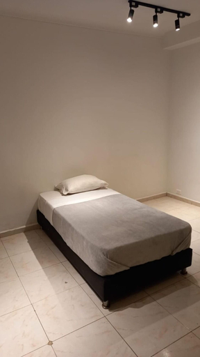 Bedroom 2, Soy Local Primavera, Medellín