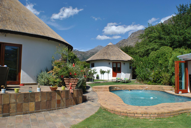 Others 3, Roundhouse Guesthouse, Cape Winelands