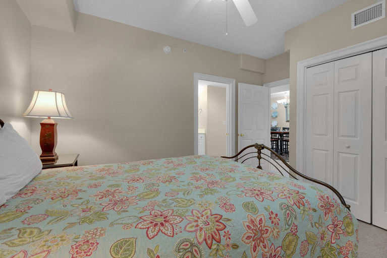 Bedroom 1, Treasure Island, Bay