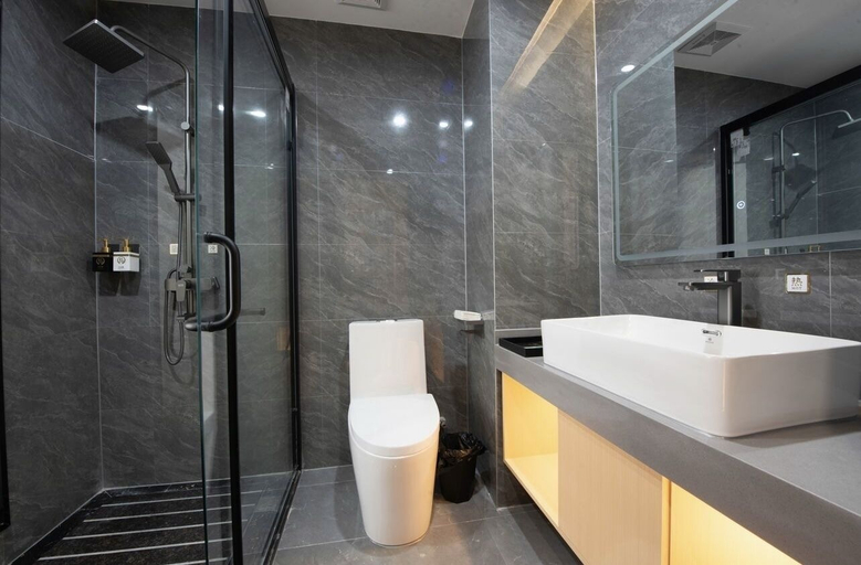 Bathroom 3, Kelley Hotel, Wuzhou