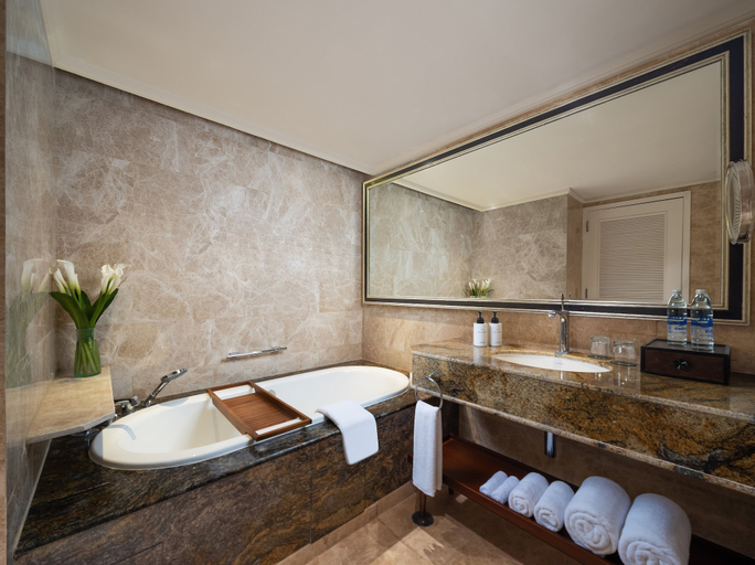Bathroom 8