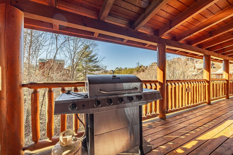 Food & Drinks 4, Playhouse Cinema - Four Bedroom Cabin, Sevier