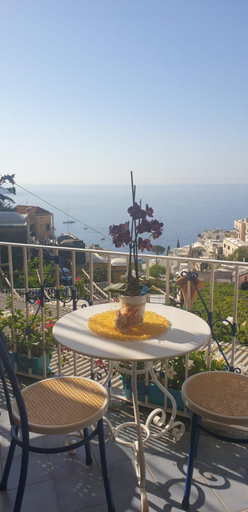 Others 4, Villa Celentano, Salerno