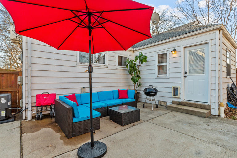 Others 5, Metropolitan Escape I JZ Vacation Rentals, Saint Louis
