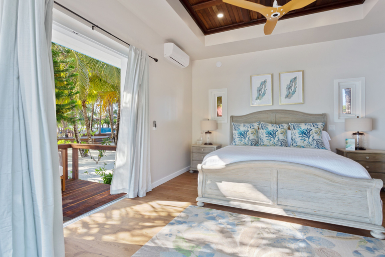 Bedroom 4, Ray Caye Private Island Resort