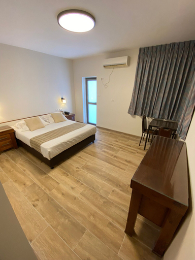 Bedroom 3, Berger Ultra Orthodox Hotel