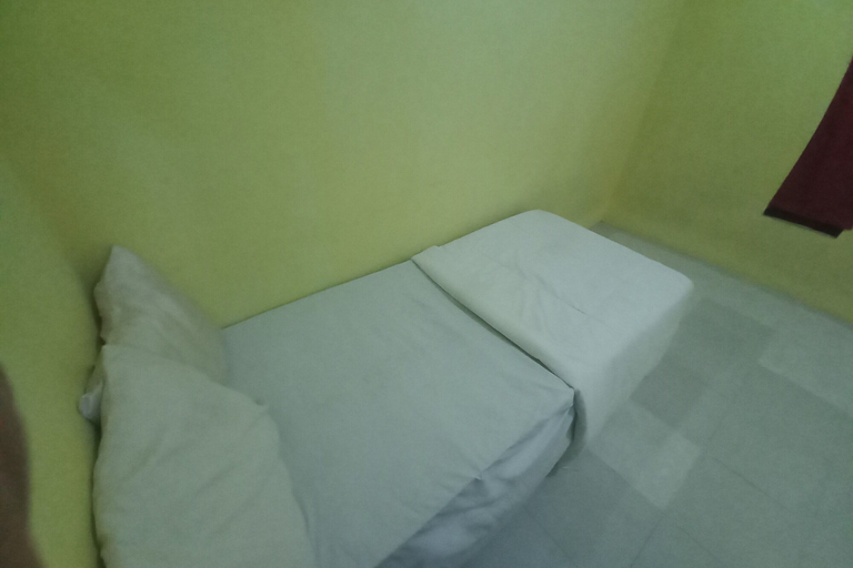 Bedroom 4, Hotel O Kost Zalfa Amalia Syariah, Tegal