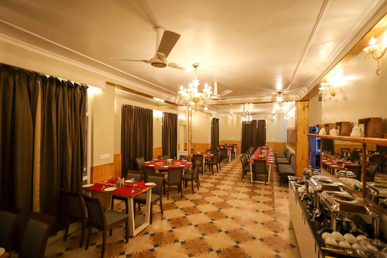 Food & Drinks 4, The Crosswoods Three, Nainital