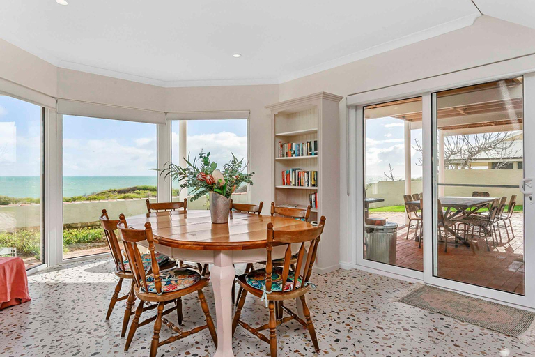 Others 4, Arcadia Beachfront Retreat, Mandurah