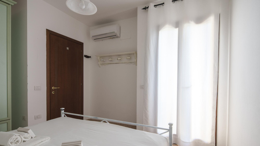 Room 5, Il Vialetto Verde in Olbia, Olbia-Tempio