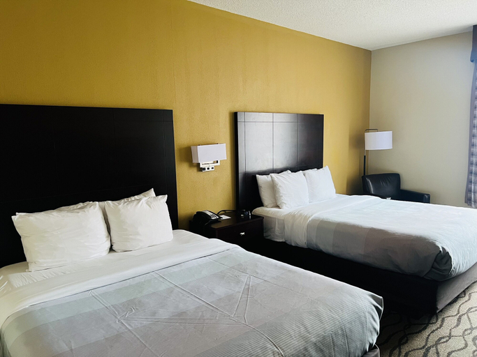 Bedroom 3, Quality Inn I-75 West Chester-North Cincinnati, Butler