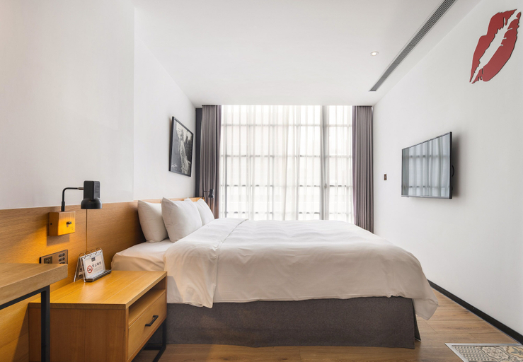 Bedroom 3, BlueSky Hotel, Taichung