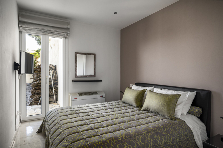 Bedroom 3, Euphoria Seaview Residences with Shared Pool by Konnect, Ionian Islands