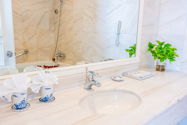 Bathroom 5, HA LONG DREAM, Hạ Long