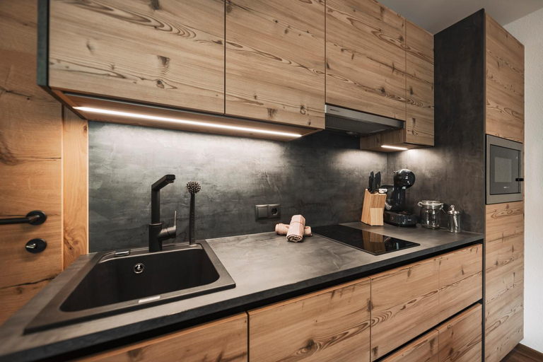 Others 4, 4zero Appartment, Imst