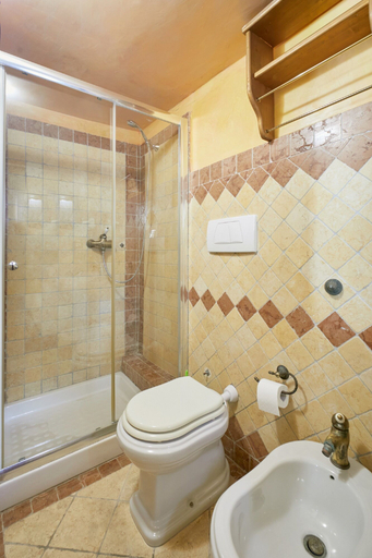 Bathroom 5, B&B Il Centro Storico, Lecce