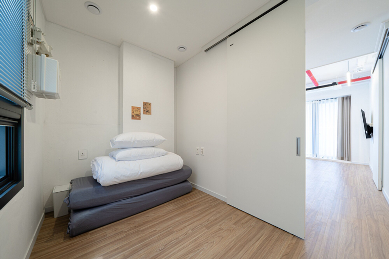 Bedroom 10