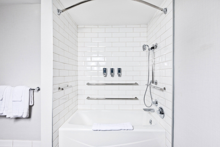 Bathroom 5, Four Points by Sheraton Ventura Harbor Resort, Ventura