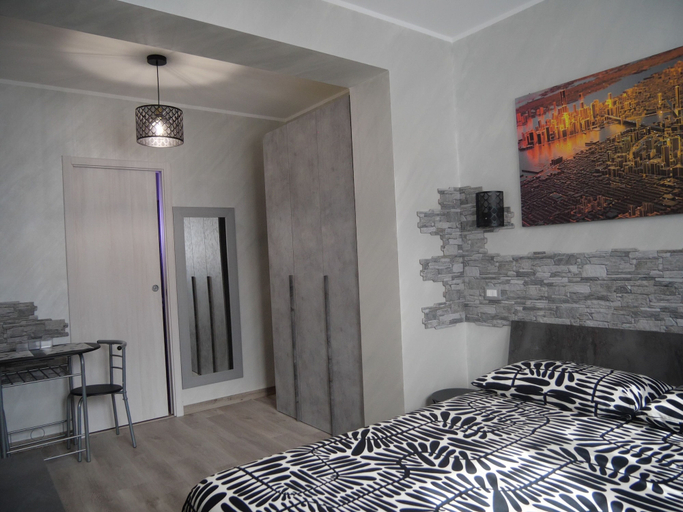 Bedroom 3, Our Guest House, Rome