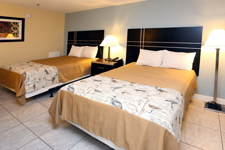 Bedroom 2, Blue Marlin Inn & Suites, Virginia Beach