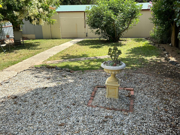 Exterior & Views 4, Foundry Cottages, Indigo - Pt B