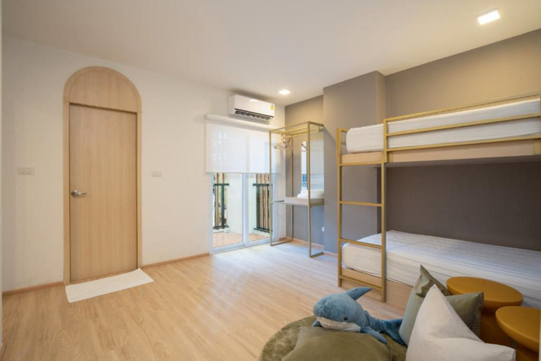 Bedroom 6