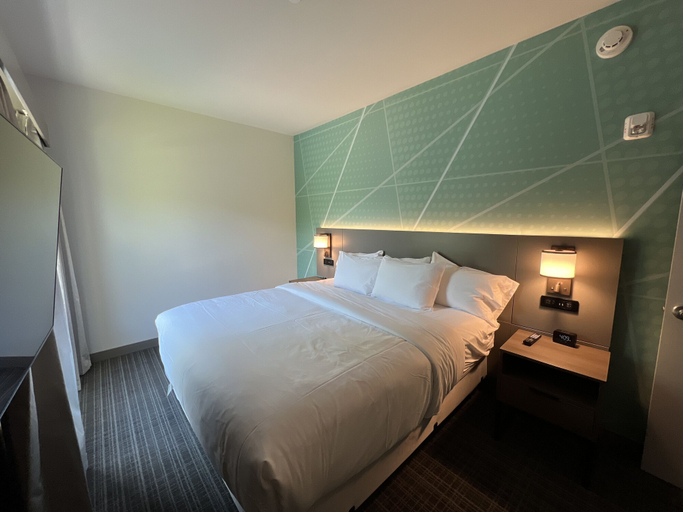 Bedroom 3, Comfort Suites Gatlinburg Downtown-Convention Center, Sevier