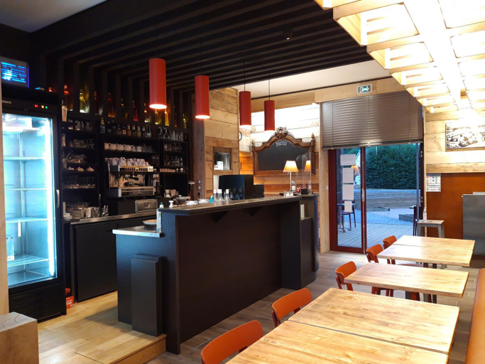 Food & Drinks 5, Logis hotels Auberge du Chateau, Puy-de-Dôme