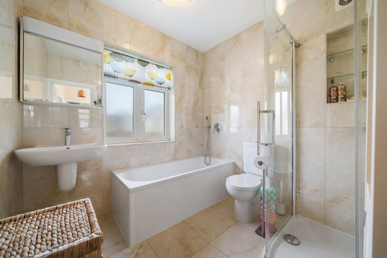 Bathroom, A Delightful 4-bedroom Home With a Private Garden, London