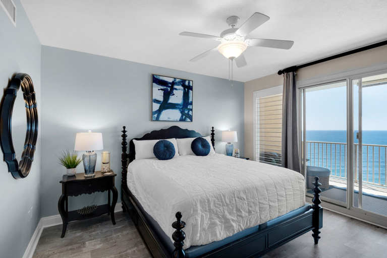 Bedroom 3, Treasure Island 2302, Bay