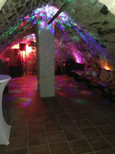 Others, Hotel Haus im Sack, Jena