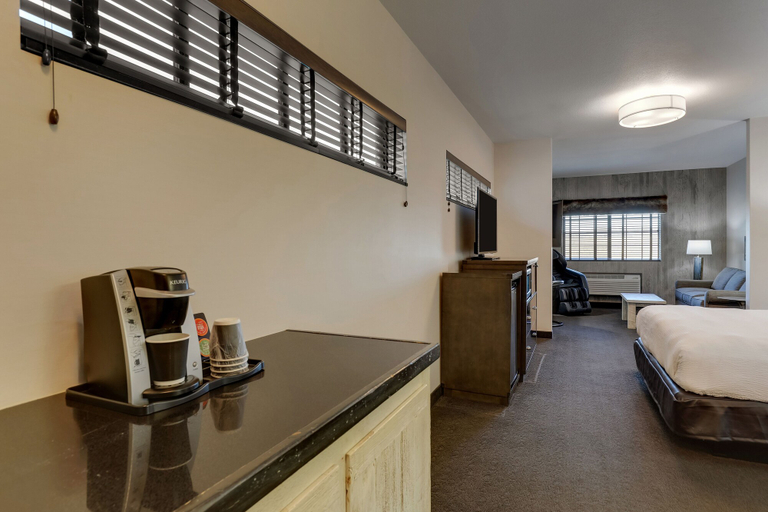 Bedroom 4, Stoney Creek Hotel Tulsa - Broken Arrow, Tulsa
