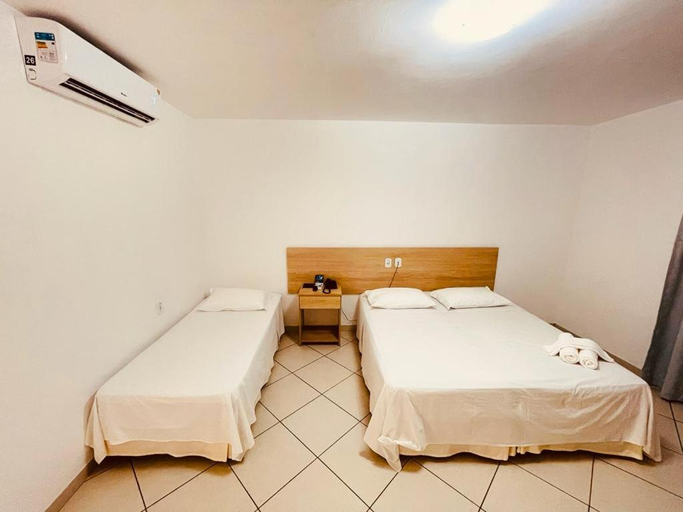 Bedroom 3, Pioneiro Hotel, Teixeira de Freitas
