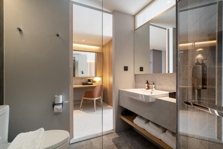 Bathroom 5, Saan Hotel Sathorn, Khlong San