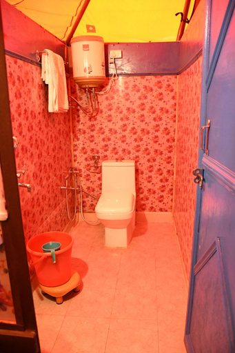 Bathroom 3, Kausani Adventure And Camping, Almora