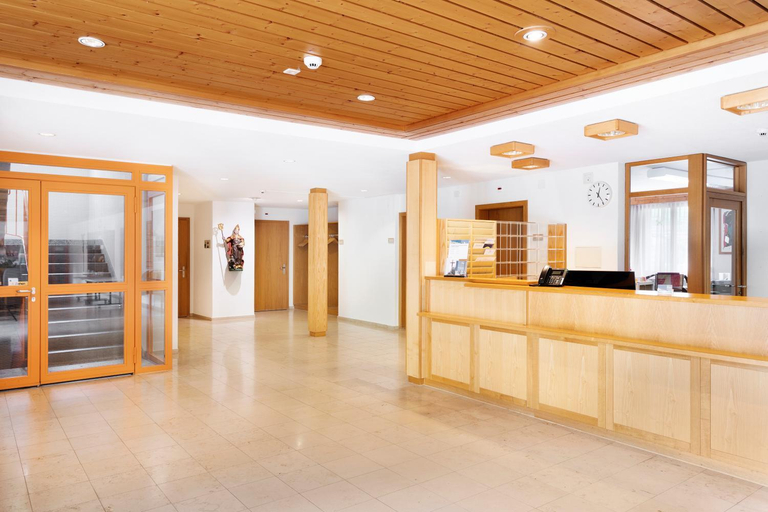 Public Area 3, Hotel & Bildungshaus St. Jodern, Visp